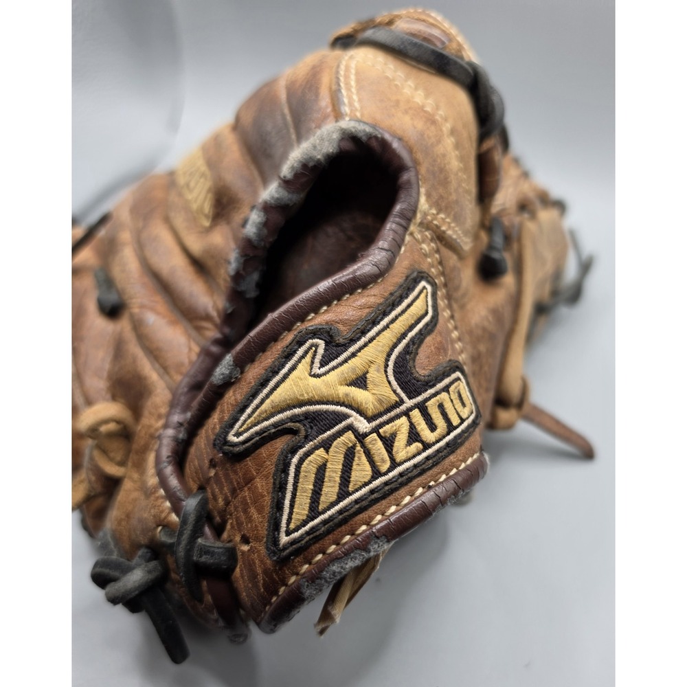 Mizuno MVP GMVP1200B1 12" Baseball Glove Professional Model RHT Brown Leather